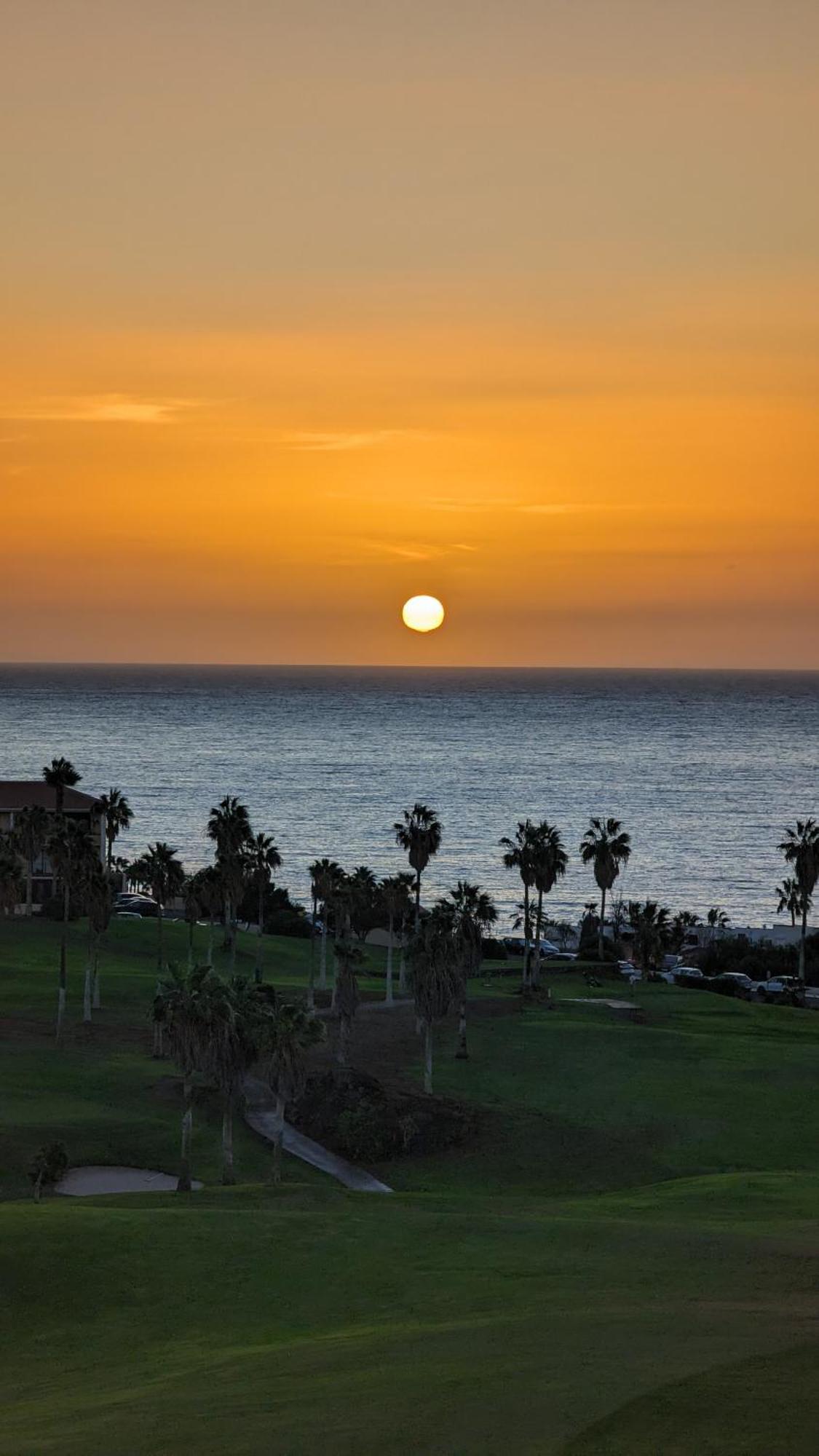 Golf View Apartment - Stunning Ocean View Golf Del Sur San Miguel de Abona Eksteriør bilde